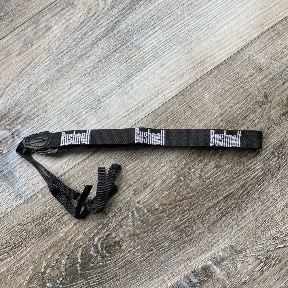 5/$15 Bushell Adjustable Binocular Strap in Black